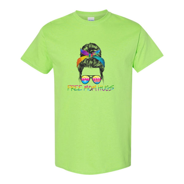 Free Mom Hugs T-shirt - Pride T-shirt - Mom Pride T-shirt - Pride - Rainbow Pride - LGTBQ+ T-shirt